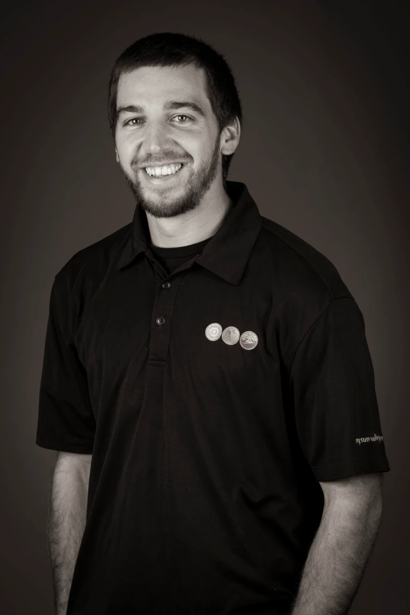 jason_rickard_headshots_019_scaled